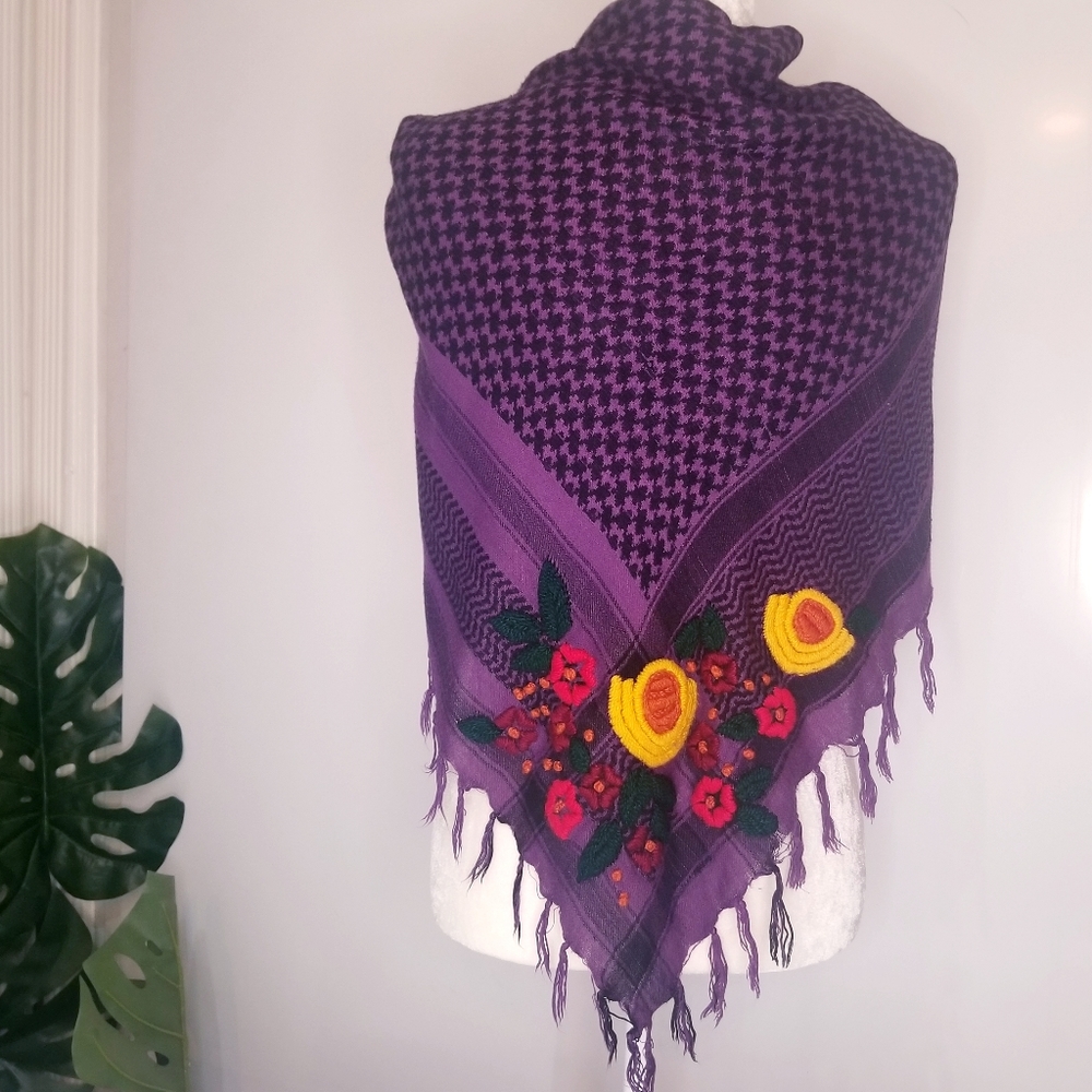 Embroidered Purple Knit Houndstooth Shawl